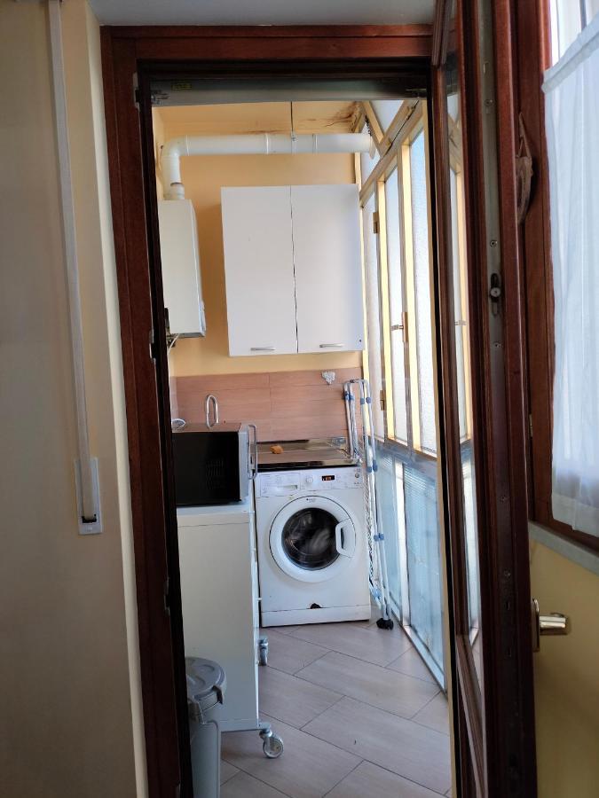 Sunnyside Accademia Apartamento Livorno Exterior foto