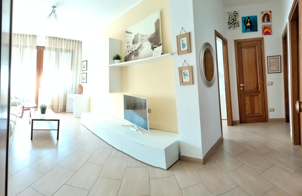 Sunnyside Accademia Apartamento Livorno Exterior foto